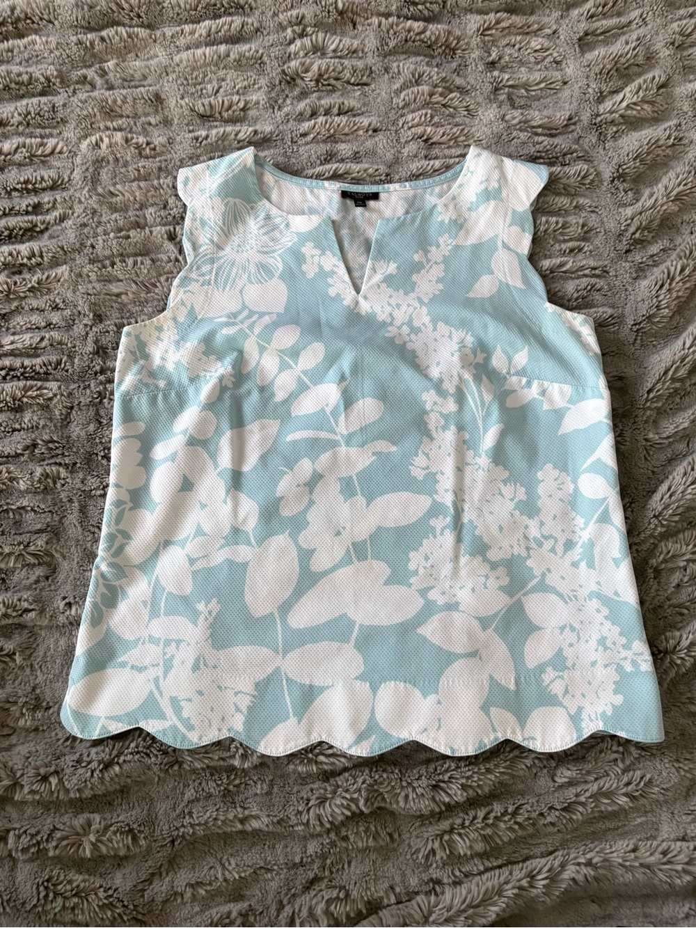 Talbots Floral Scallop-Hem Textured Sleeveless Top